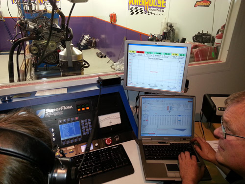 Motec tuning race engine on engine dyno